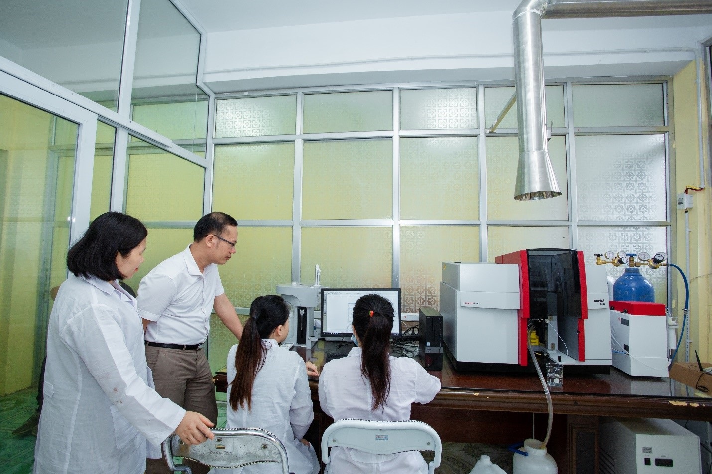 Hệ thống quang phổ hấp thụ nguyên tử AAS (Analytik Jena – Đức)